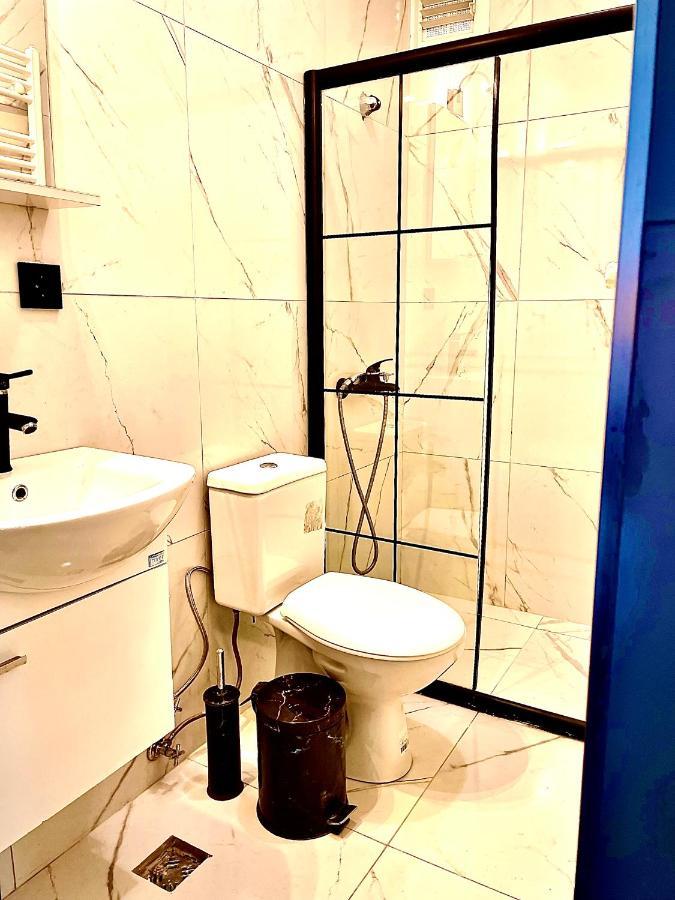 Mates Istiklal Suites Стамбул Экстерьер фото