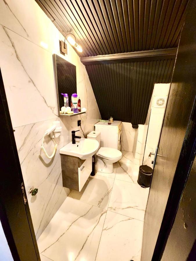 Mates Istiklal Suites Стамбул Экстерьер фото