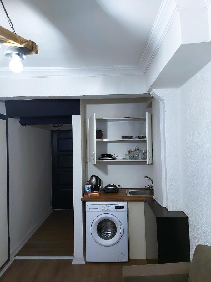 Mates Istiklal Suites Стамбул Экстерьер фото