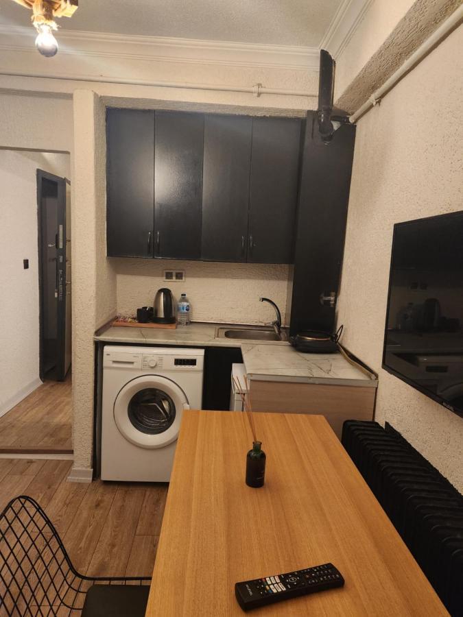 Mates Istiklal Suites Стамбул Экстерьер фото