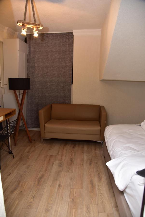 Mates Istiklal Suites Стамбул Экстерьер фото