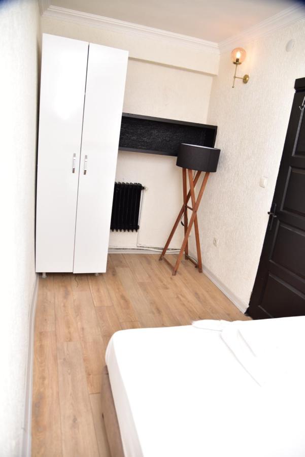 Mates Istiklal Suites Стамбул Экстерьер фото