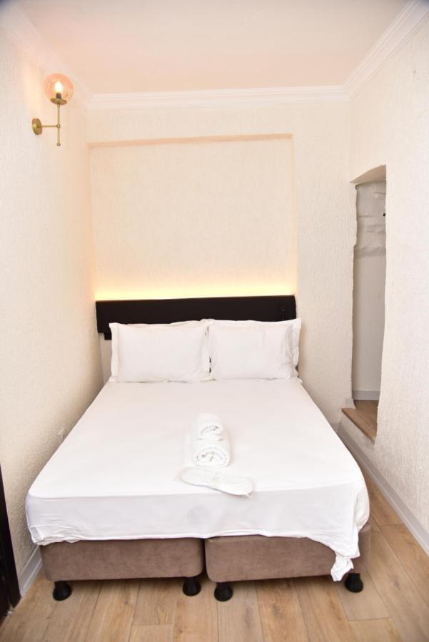 Mates Istiklal Suites Стамбул Экстерьер фото
