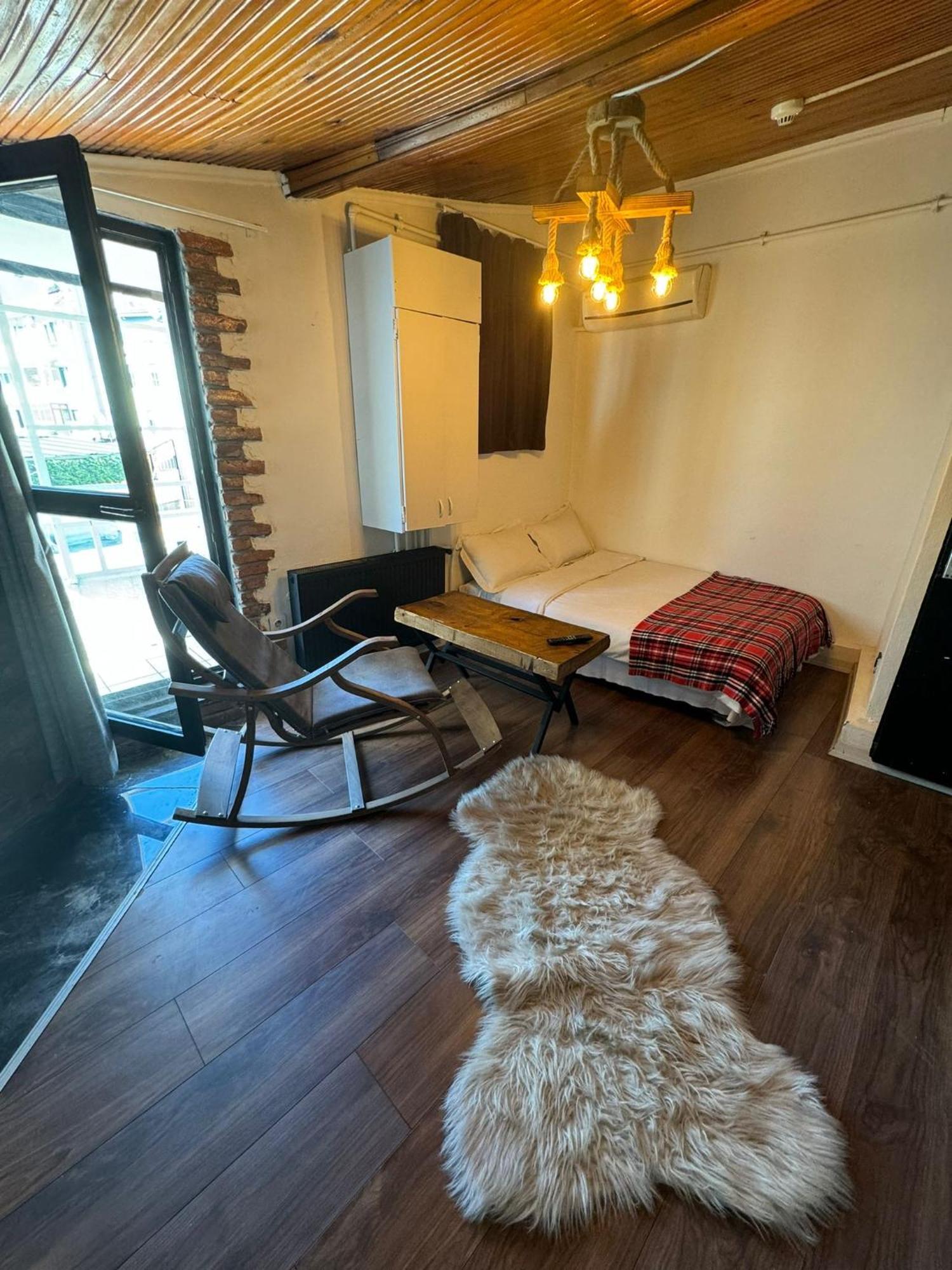 Mates Istiklal Suites Стамбул Экстерьер фото